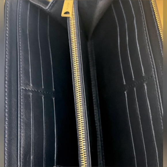 💯% ❌RARE ❌ CELINE ZIPPY LONG WALLET 💯% - Picture 7 of 13